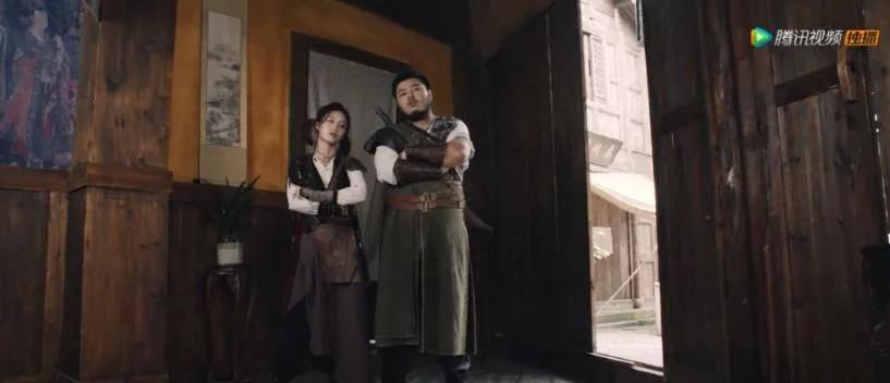 动漫人物吃东西