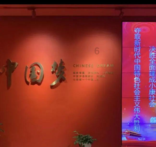 可爱猴子装扮