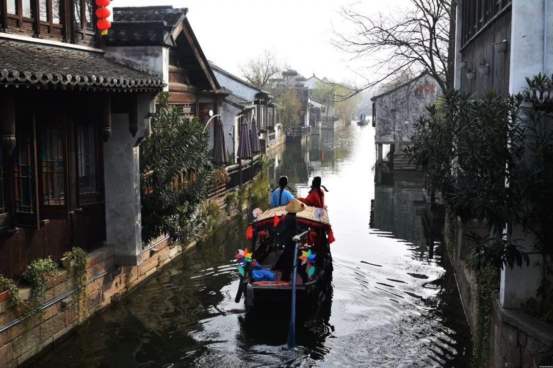 习近平总书记在省部级主要领导干部推动金融高质量发展专题研讨班开班式上的重要讲话强信心、明方向